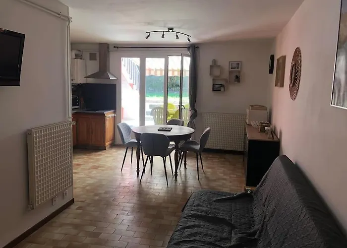 Appartement Joli Avec Terrasse Et Jardin - Vue Sur Montagne