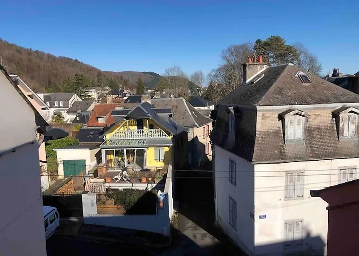 Appartement Joli Avec Terrasse Et Jardin - Vue Sur Montagne *