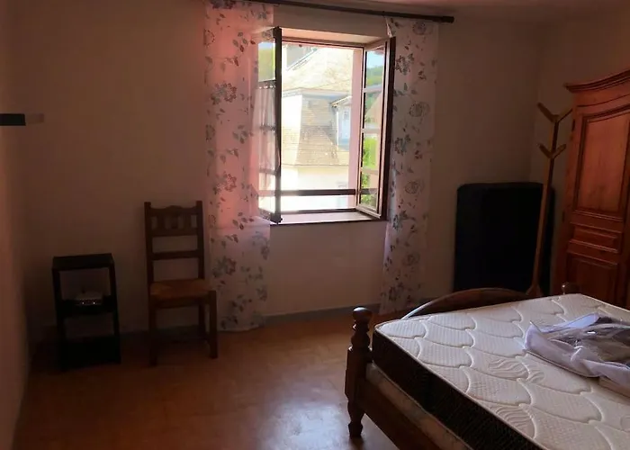 Joli Avec Terrasse Et Jardin - Vue Sur Montagne Appartement Bagnères-de-Bigorre